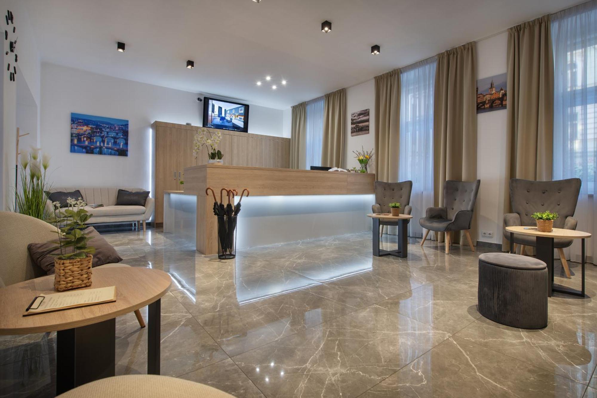 Prague Season Three Stars Hotel Bagian luar foto