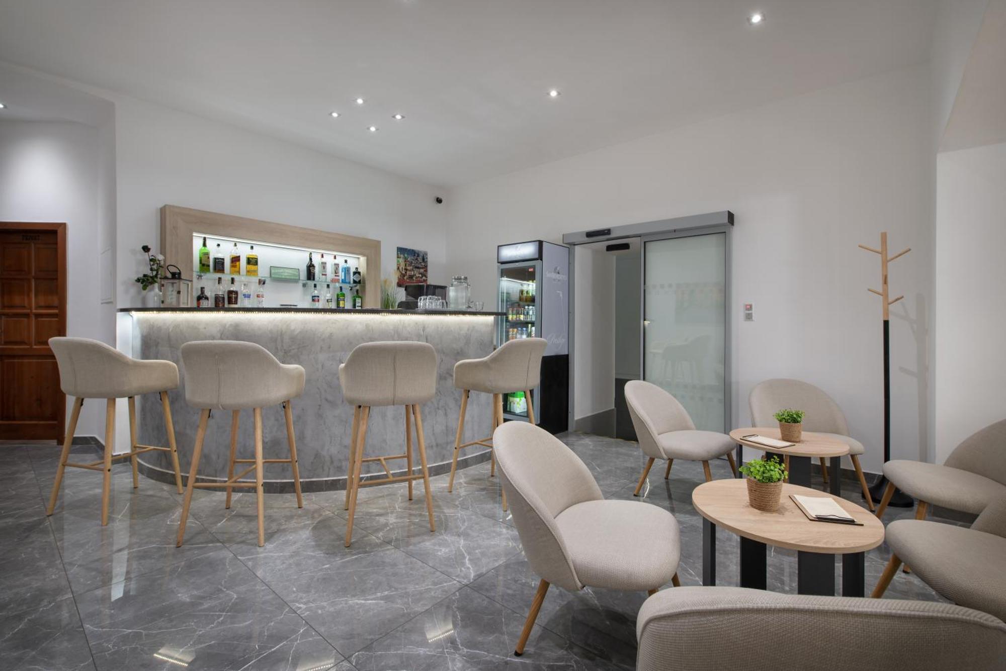 Prague Season Three Stars Hotel Bagian luar foto