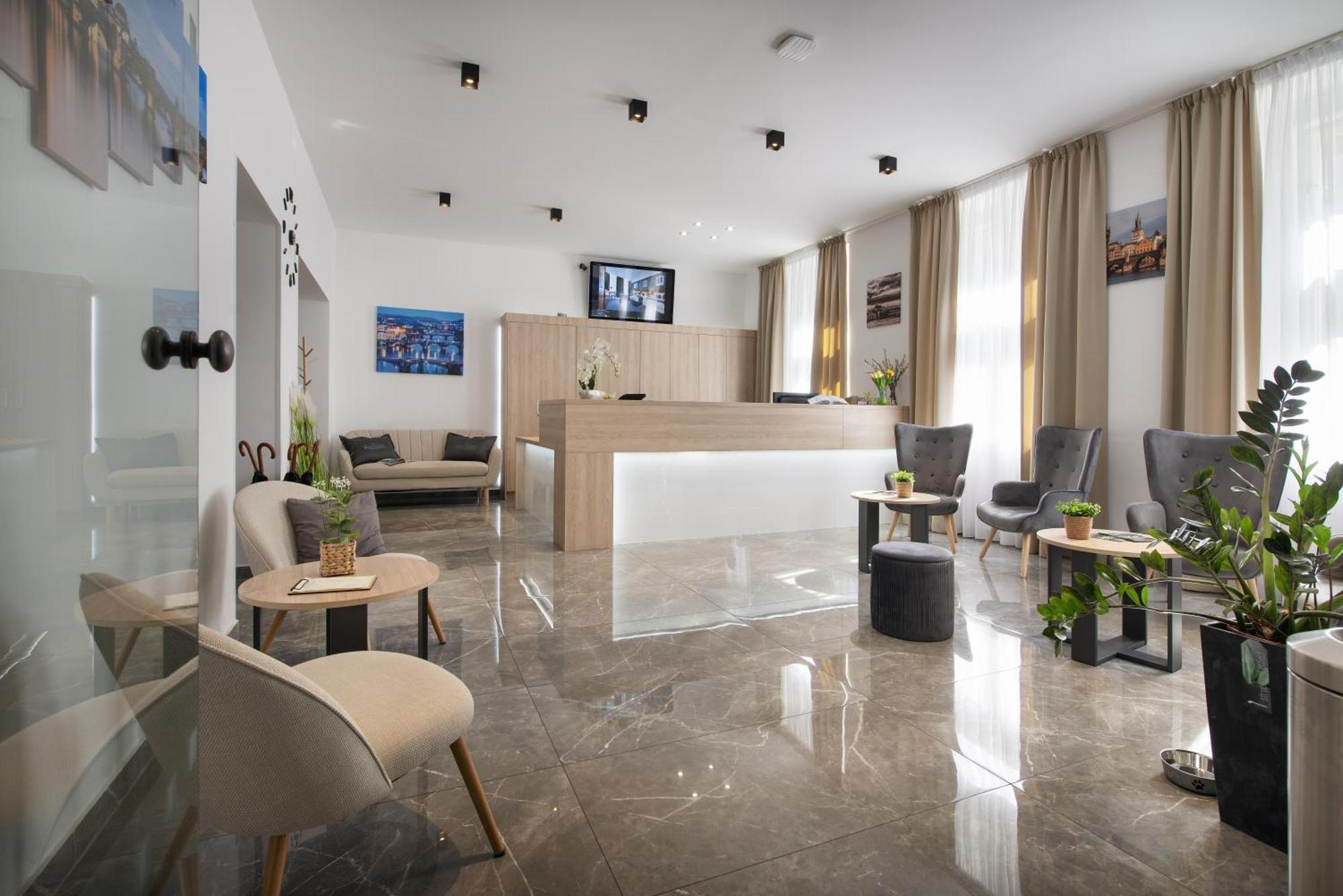 Prague Season Three Stars Hotel Bagian luar foto